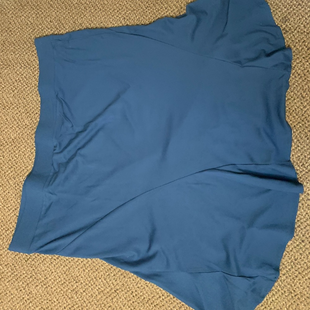 Size 6 torrid skirt PLUS